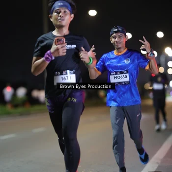 Runner Photo 7625898