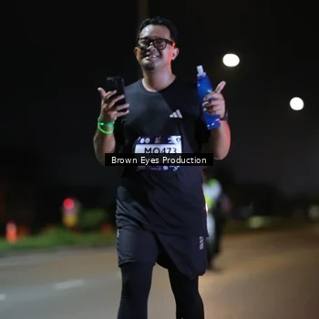 Runner Photo 7625911