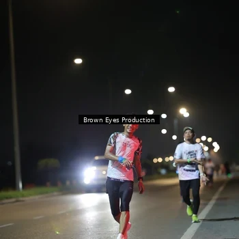 Runner Photo 7625921