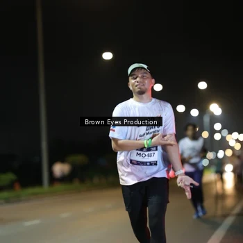 Runner Photo 7625928