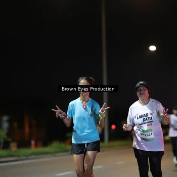 Runner Photo 7625929