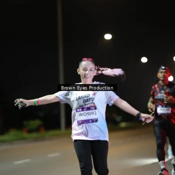 Runner Photo 7625933