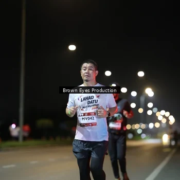 Runner Photo 7625941