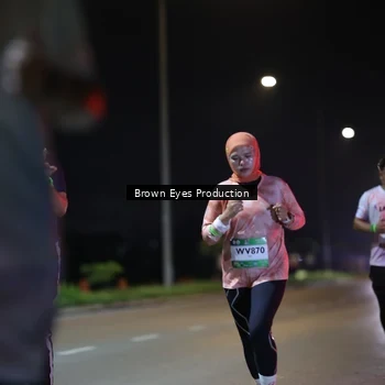 Runner Photo 7625946
