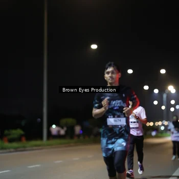 Runner Photo 7625953