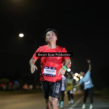 Runner Photo 7625981