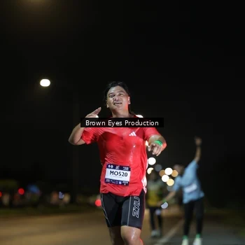 Runner Photo 7625982