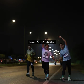 Runner Photo 7625988