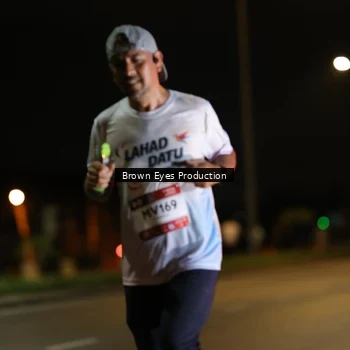 Runner Photo 7625999