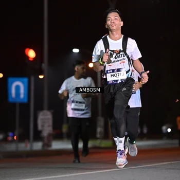 Runner Photo 7626012