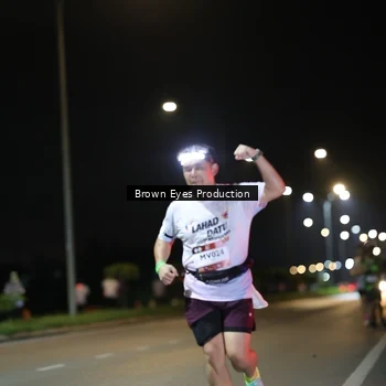Runner Photo 7626027