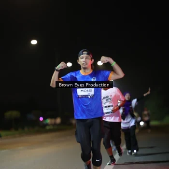 Runner Photo 7626030