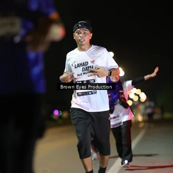 Runner Photo 7626034