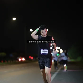 Runner Photo 7626037