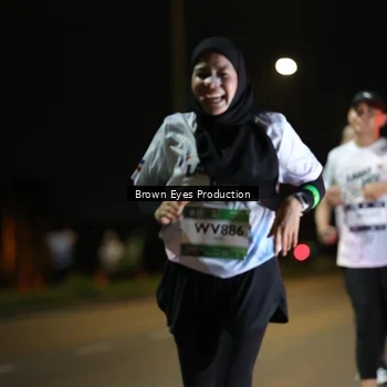 Runner Photo 7626046