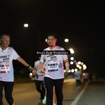 Runner Photo 7626062