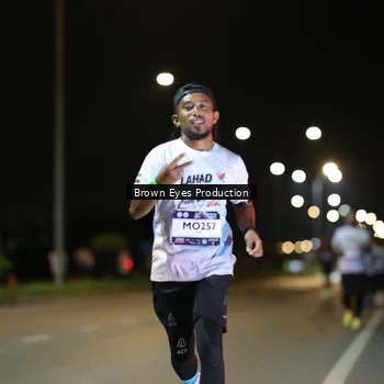 Runner Photo 7626064