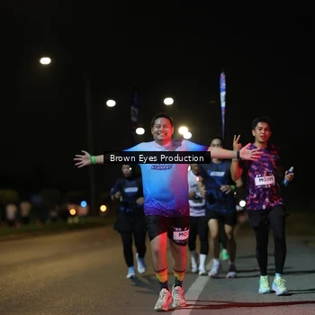 Runner Photo 7626069