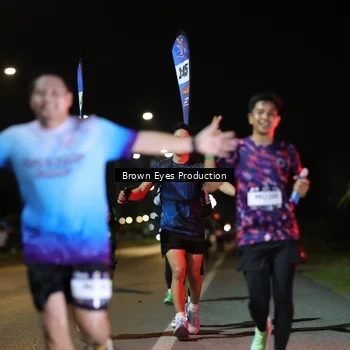 Runner Photo 7626070