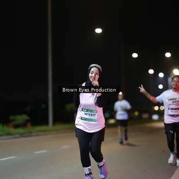 Runner Photo 7626095