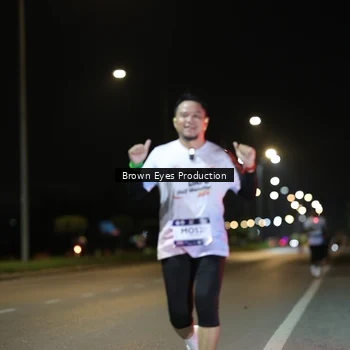 Runner Photo 7626101