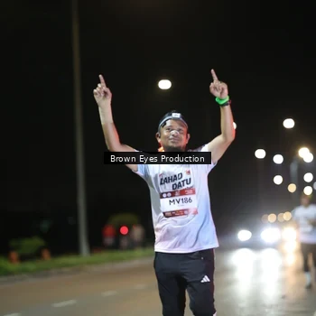 Runner Photo 7626128