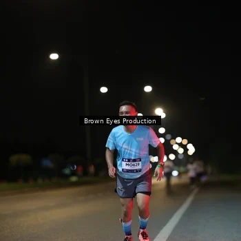 Runner Photo 7626135