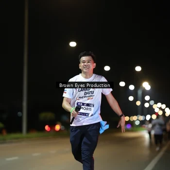 Runner Photo 7626155
