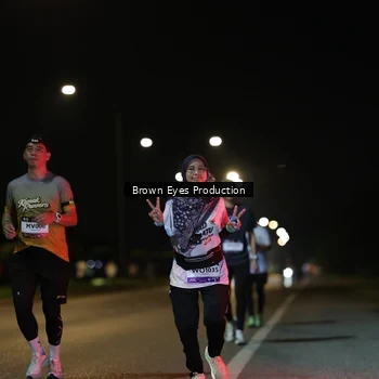 Runner Photo 7626166