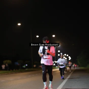 Runner Photo 7626171