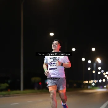Runner Photo 7626177