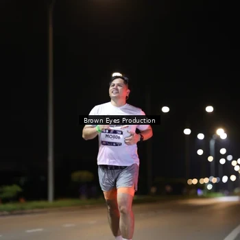 Runner Photo 7626178
