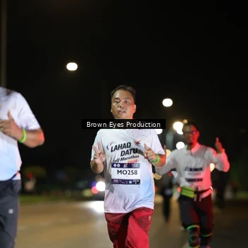 Runner Photo 7626182