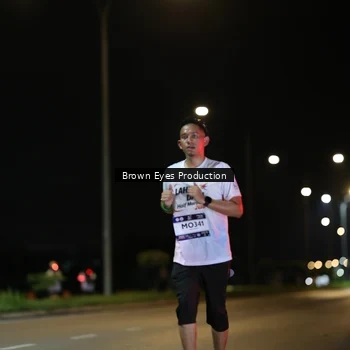 Runner Photo 7626195