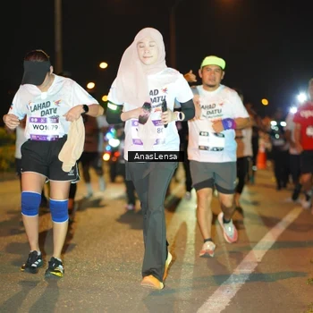 Runner Photo 7626218