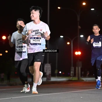 Runner Photo 7626219
