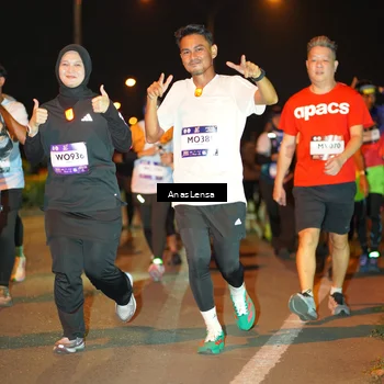 Runner Photo 7626250