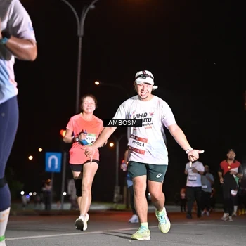 Runner Photo 7626260