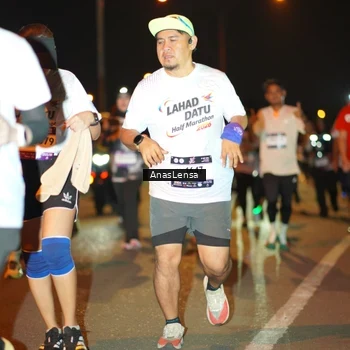 Runner Photo 7626262