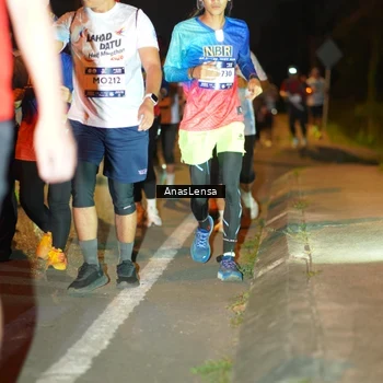 Runner Photo 7626288
