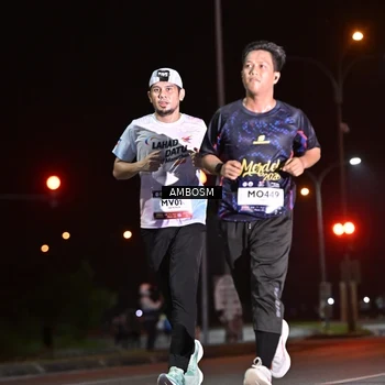 Runner Photo 7626313