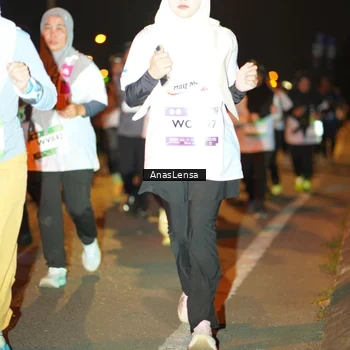 Runner Photo 7626346