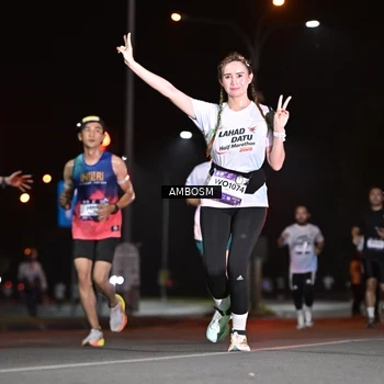 Runner Photo 7626347