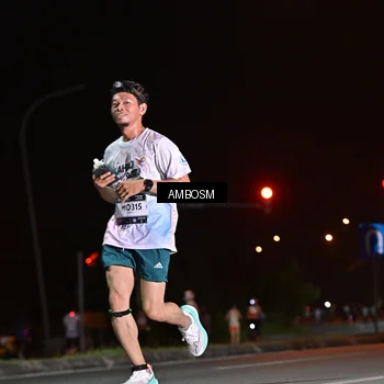Runner Photo 7626355