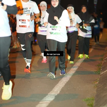 Runner Photo 7626358