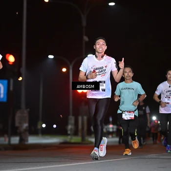 Runner Photo 7626365