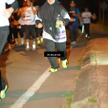Runner Photo 7626367