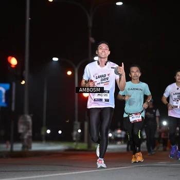 Runner Photo 7626371