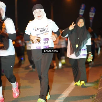Runner Photo 7626372