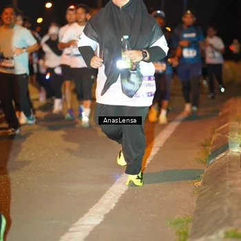 Runner Photo 7626400
